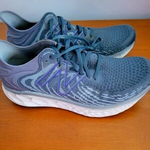 Womans New Balance Fresh Foam 1080v11